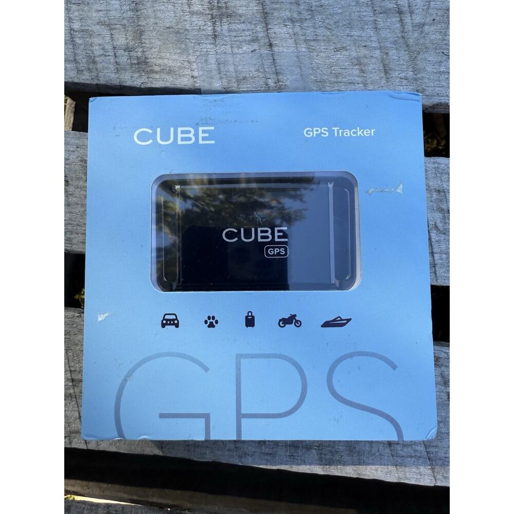 Cube GPS Tracker C7004 – Real-Time 4G LTE Locator for Pets, Cars, Luggage NEW